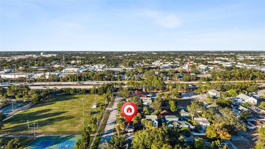 2547 10th Avenue S St Petersburg FL 33712