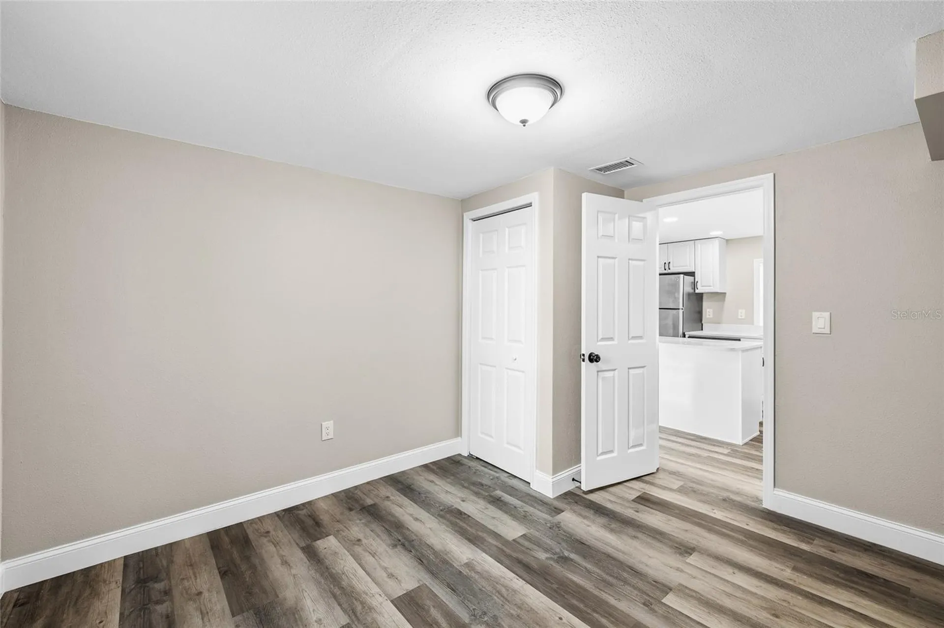 2547 10th Avenue S St Petersburg FL 33712