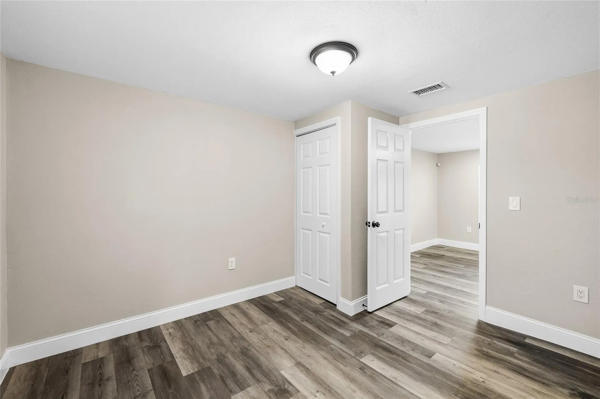 2547 10th Avenue S St Petersburg FL 33712