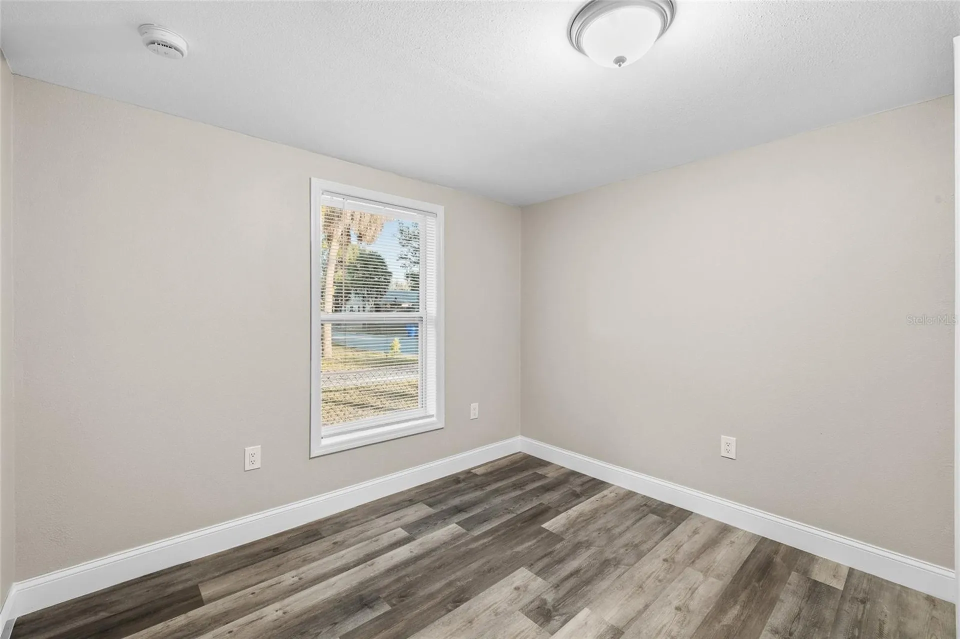 2547 10th Avenue S St Petersburg FL 33712