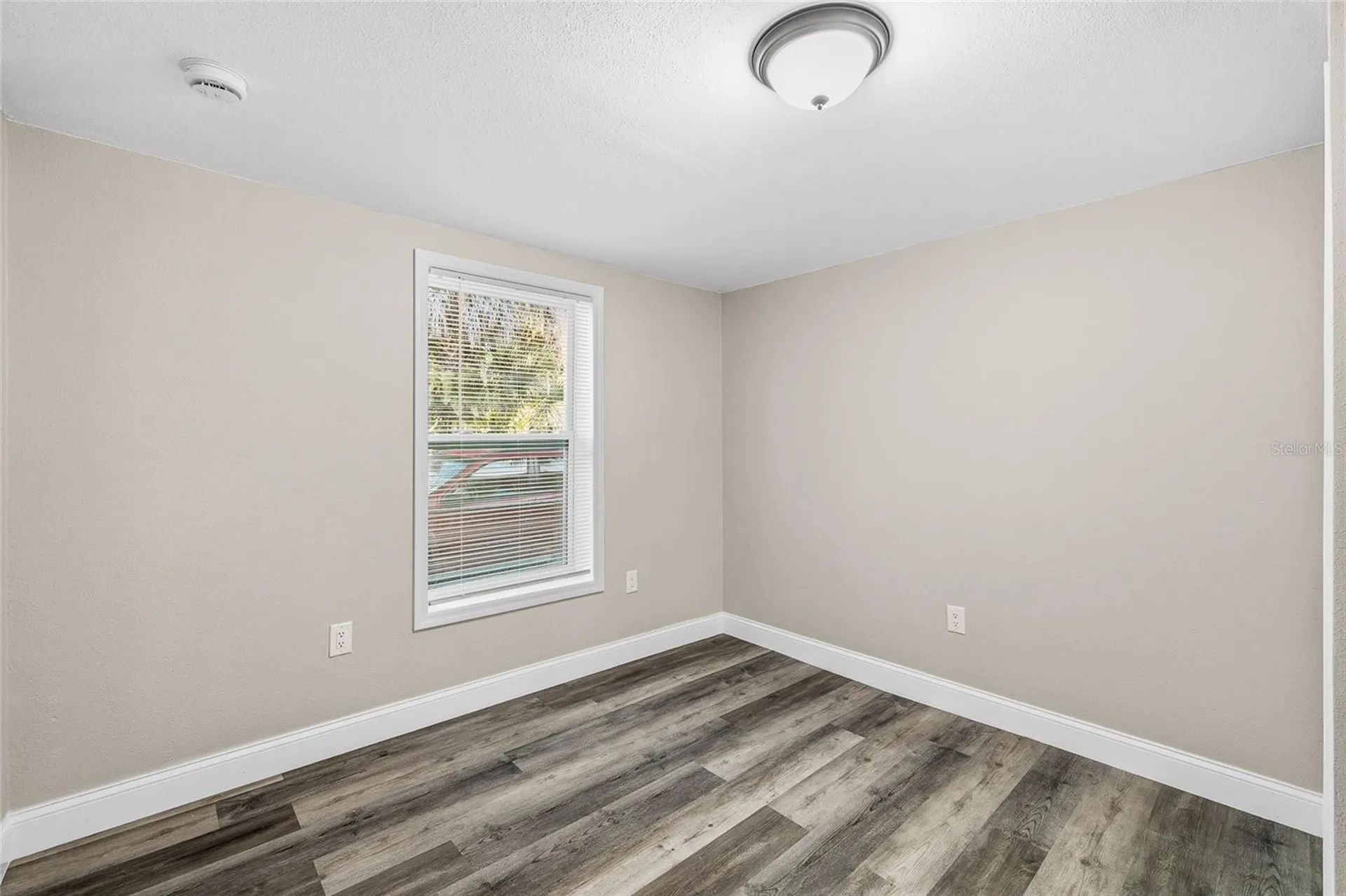 2547 10th Avenue S St Petersburg FL 33712