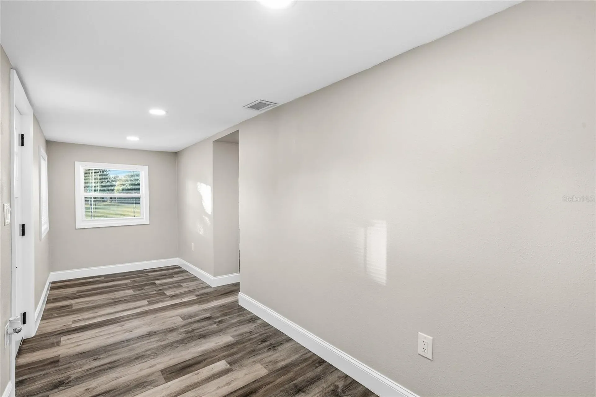 2547 10th Avenue S St Petersburg FL 33712