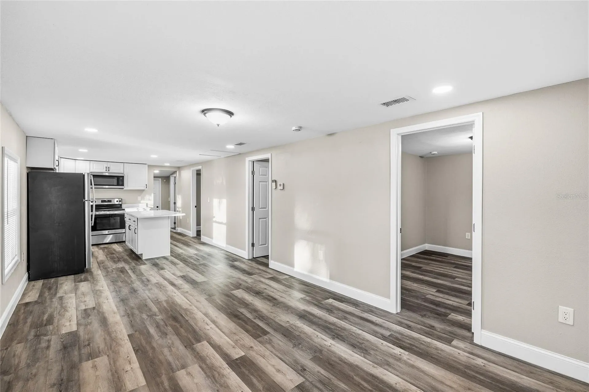 2547 10th Avenue S St Petersburg FL 33712