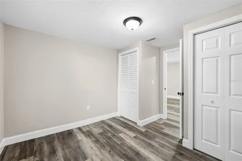 2547 10th Avenue S St Petersburg FL 33712