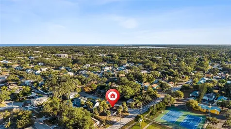2547 10th Avenue S St Petersburg FL 33712