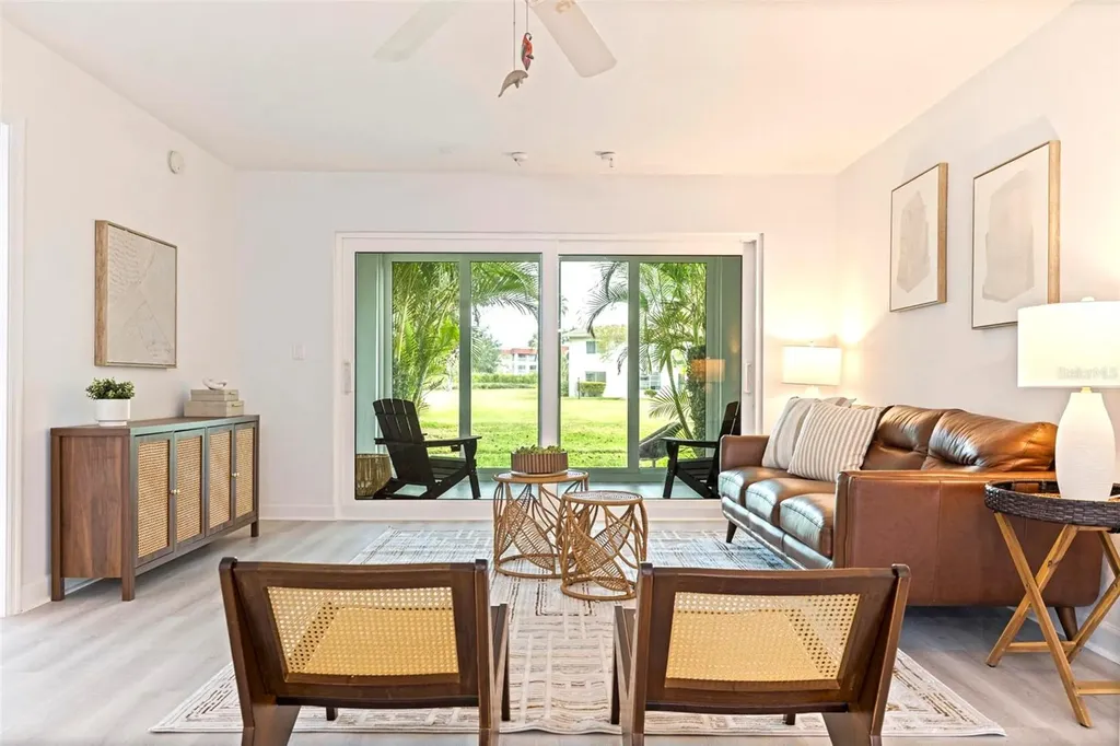4480 Overlook Drive NE St Petersburg FL 33703