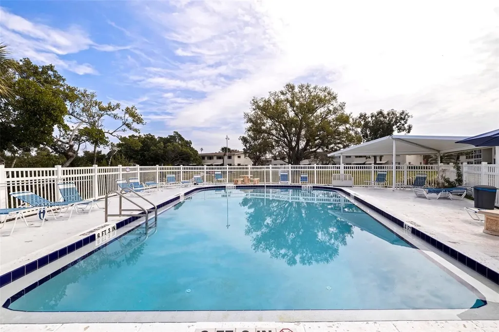 4480 Overlook Drive NE St Petersburg FL 33703