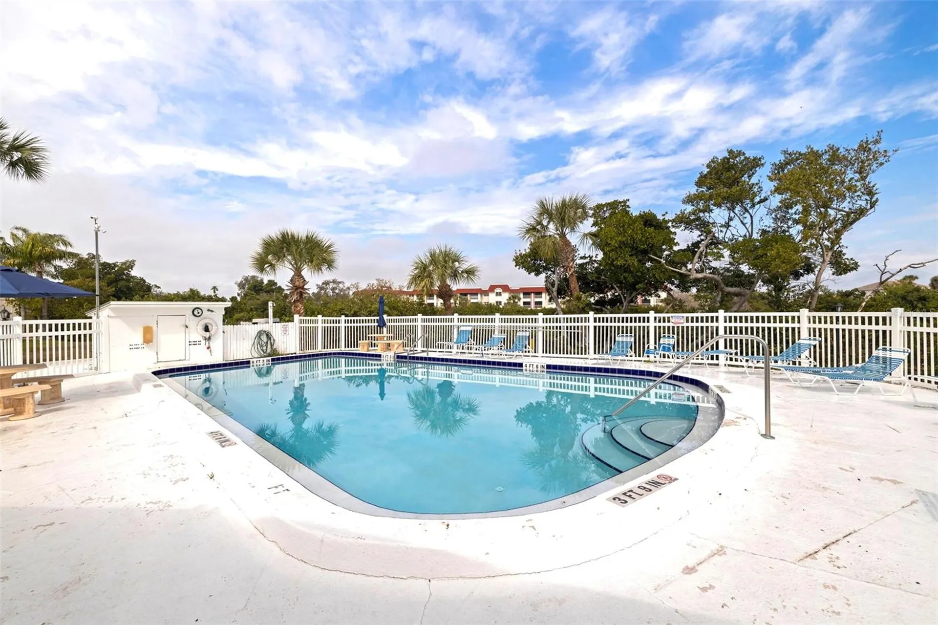 4480 Overlook Drive NE St Petersburg FL 33703