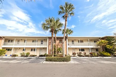 4480 Overlook Drive NE St Petersburg FL 33703