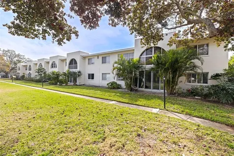 4480 Overlook Drive NE St Petersburg FL 33703