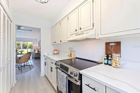 4480 Overlook Drive NE St Petersburg FL 33703