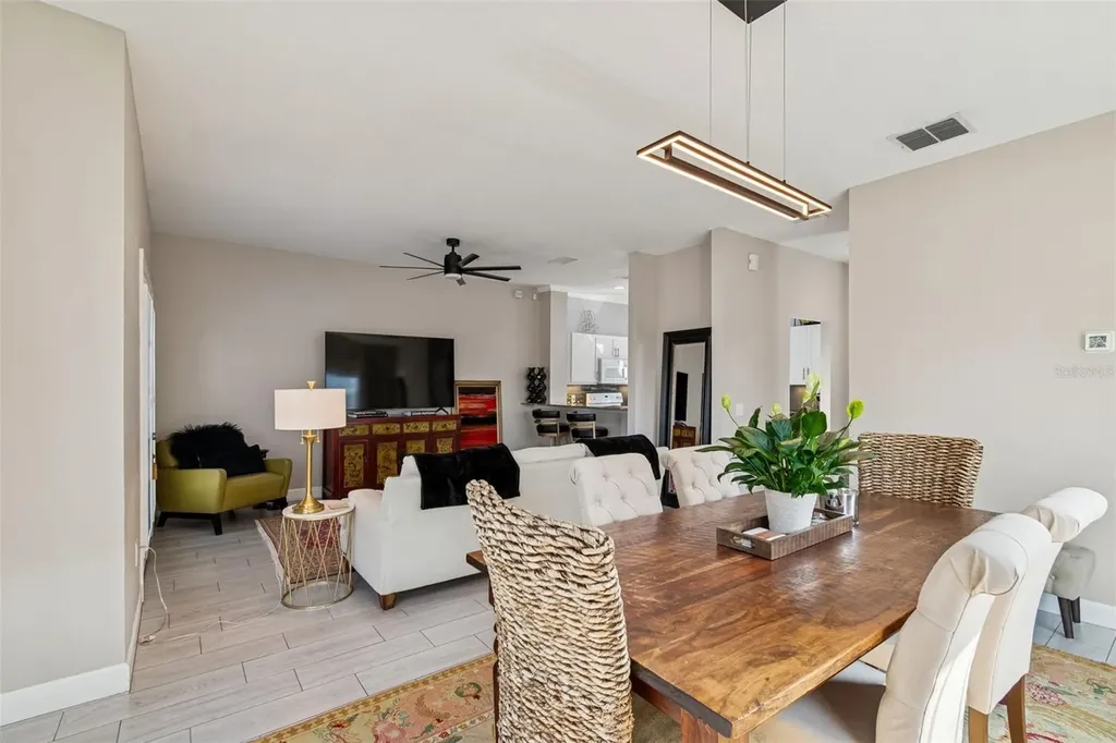 5321 Escena Court Tampa FL 33611