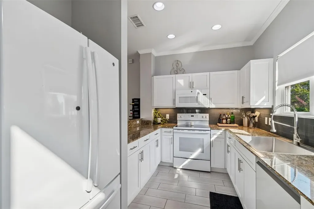 5321 Escena Court Tampa FL 33611
