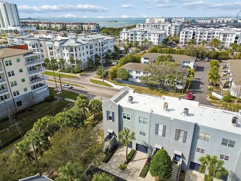 5321 Escena Court Tampa FL 33611