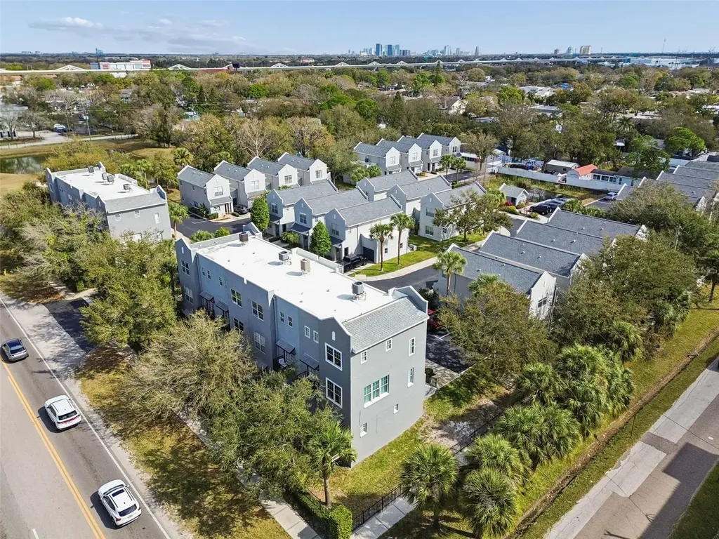 5321 Escena Court Tampa FL 33611