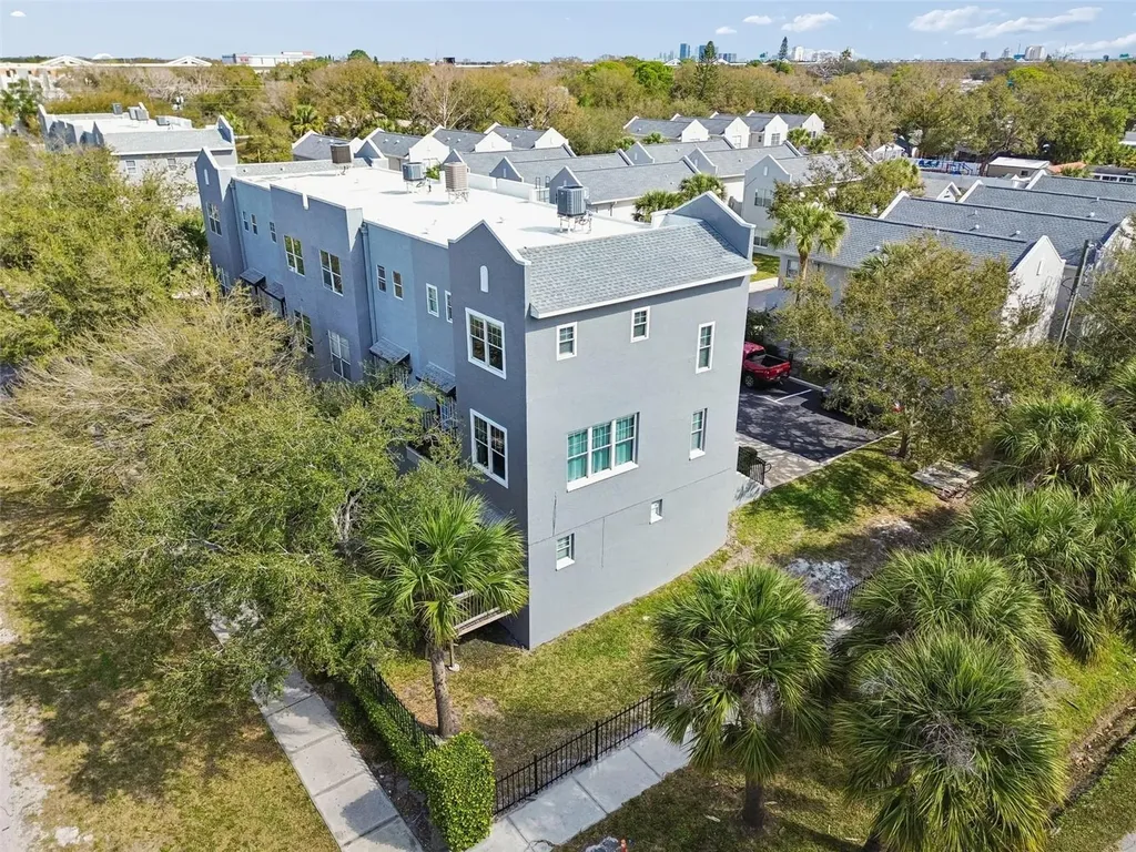 5321 Escena Court Tampa FL 33611