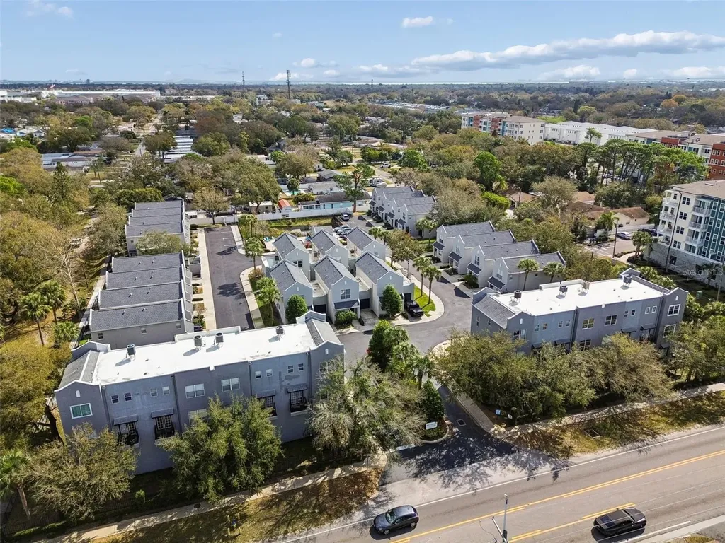 5321 Escena Court Tampa FL 33611