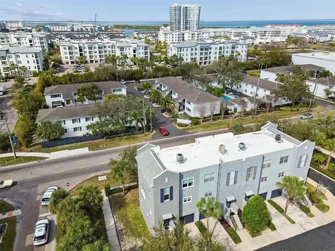 5321 Escena Court Tampa FL 33611