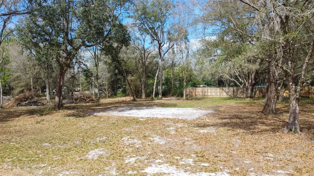 SE 124th Avenue Webster FL 33597