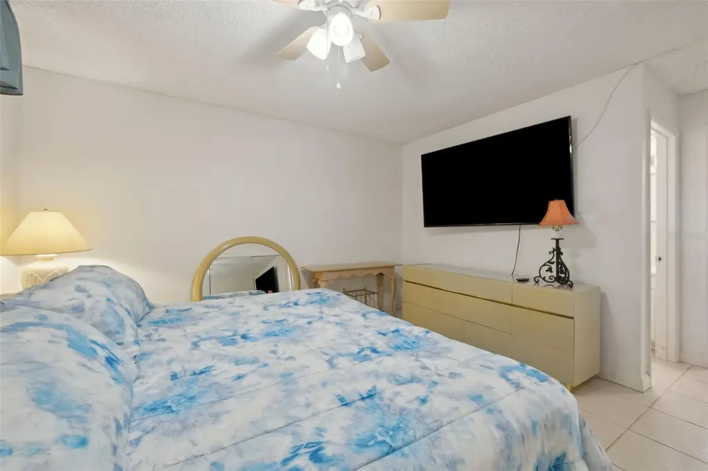 125 River Bend Place Welaka FL 32193