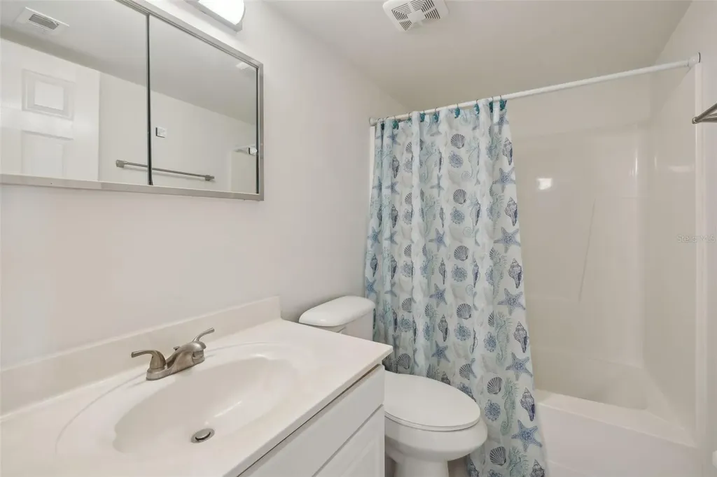 125 River Bend Place Welaka FL 32193