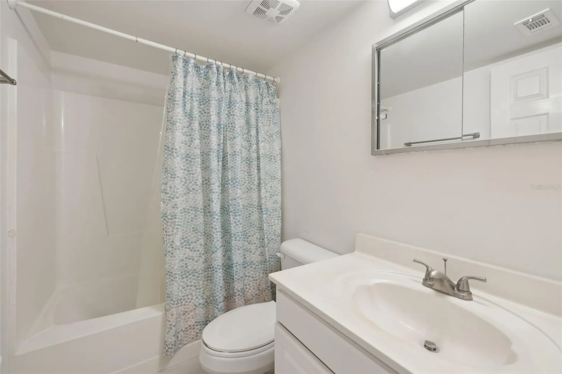 125 River Bend Place Welaka FL 32193