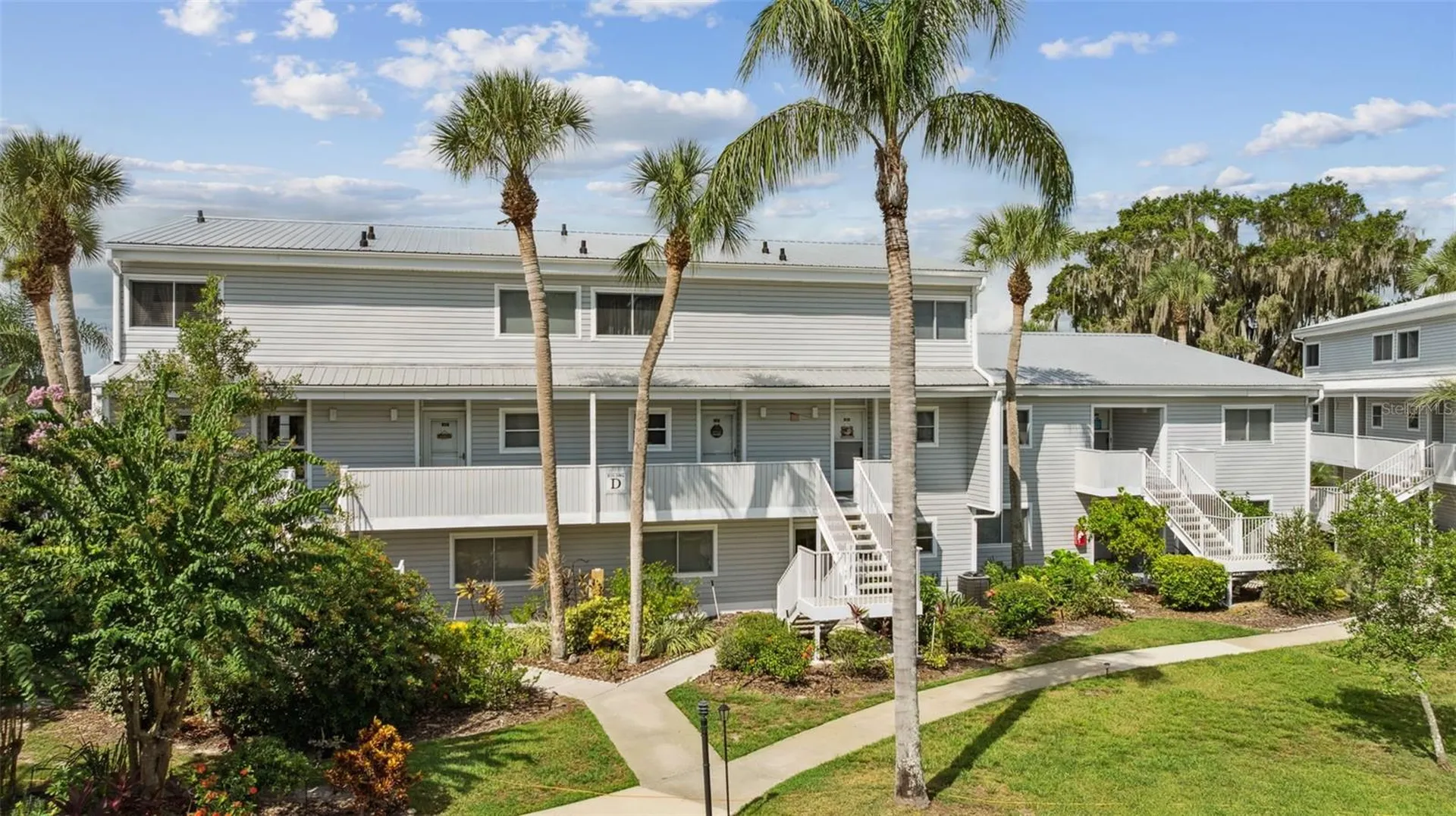 125 River Bend Place Welaka FL 32193