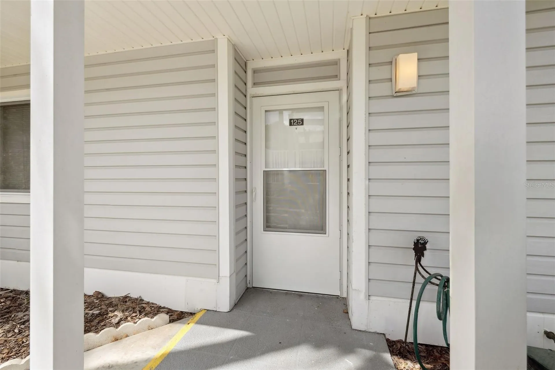 125 River Bend Place Welaka FL 32193