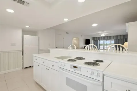 125 River Bend Place Welaka FL 32193