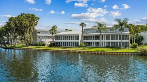 125 River Bend Place Welaka FL 32193