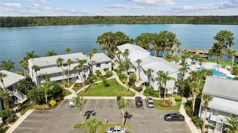 125 River Bend Place Welaka FL 32193