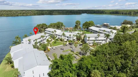 125 River Bend Place Welaka FL 32193