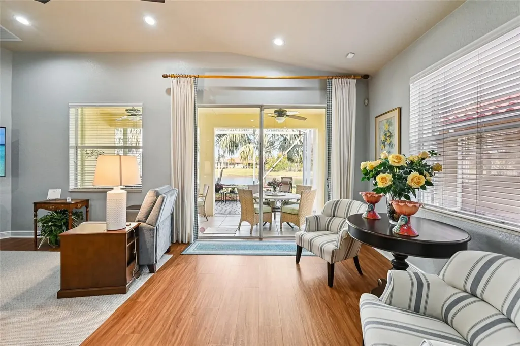 6364 Lennox Lane Vero Beach FL 32966