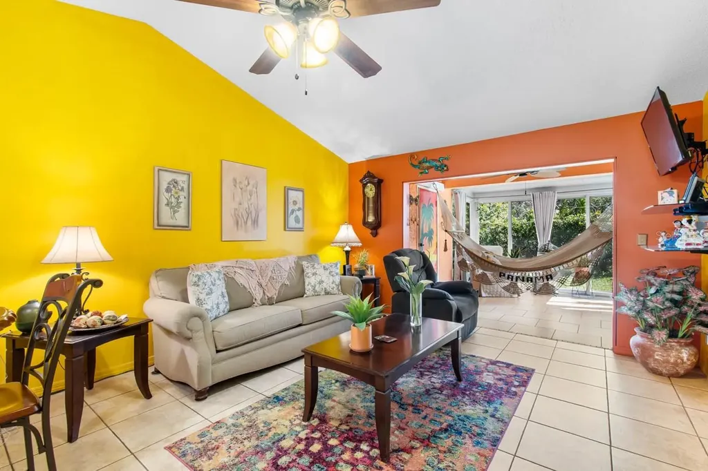 324 Knottwood Court Sun City Center FL 33573