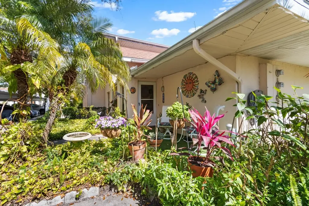 324 Knottwood Court Sun City Center FL 33573