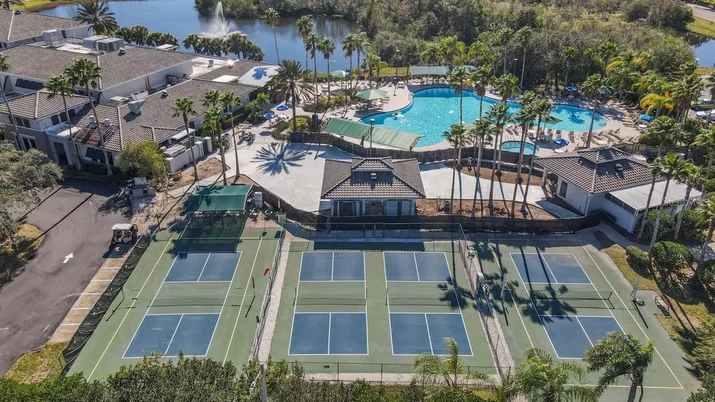 324 Knottwood Court Sun City Center FL 33573