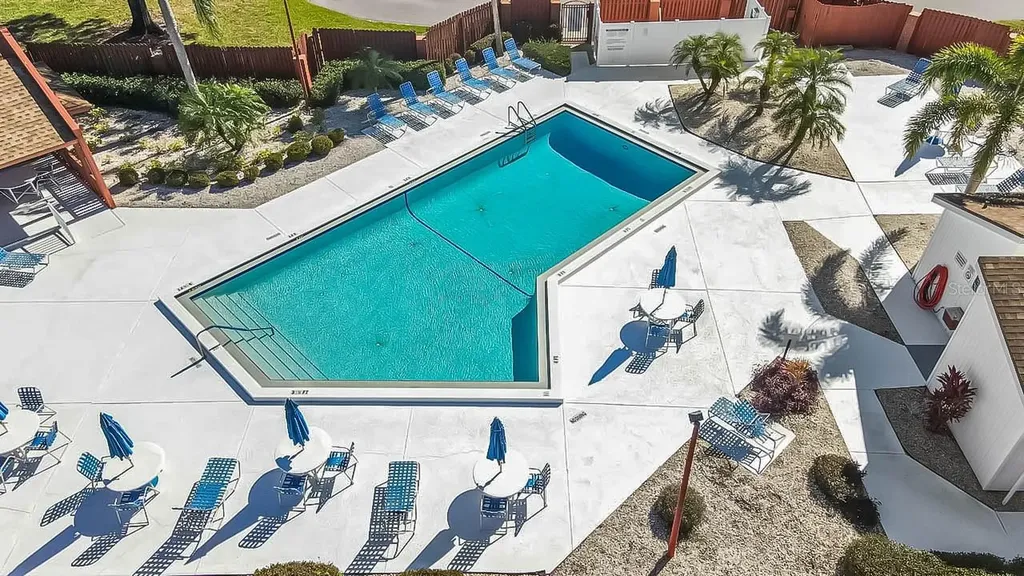 324 Knottwood Court Sun City Center FL 33573