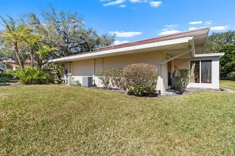 324 Knottwood Court Sun City Center FL 33573