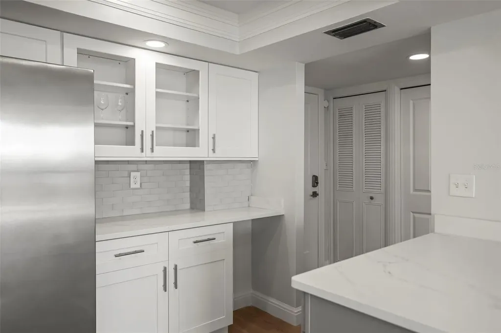 400 Island Way Clearwater Beach FL 33767