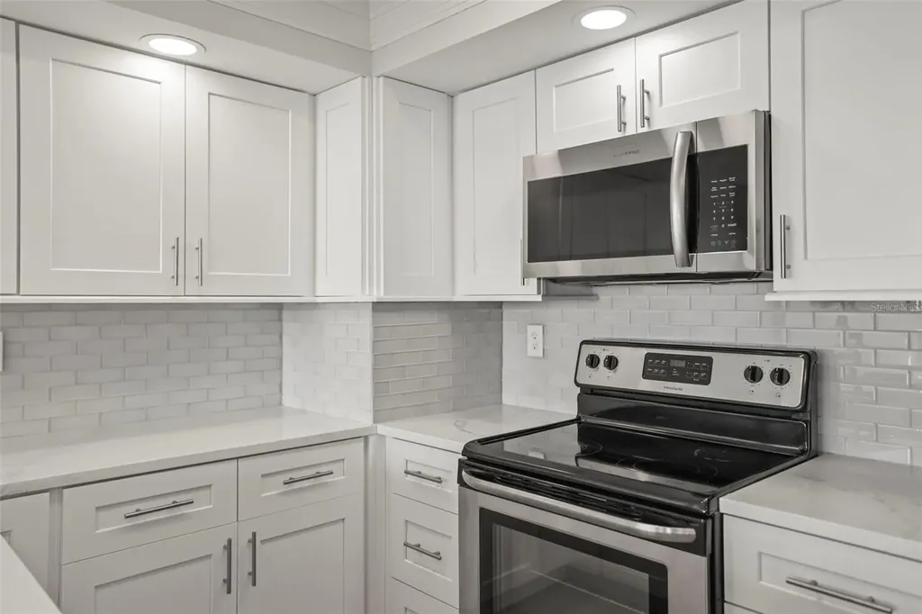 400 Island Way Clearwater Beach FL 33767