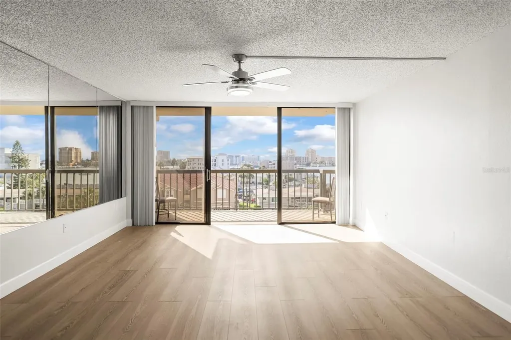 400 Island Way Clearwater Beach FL 33767