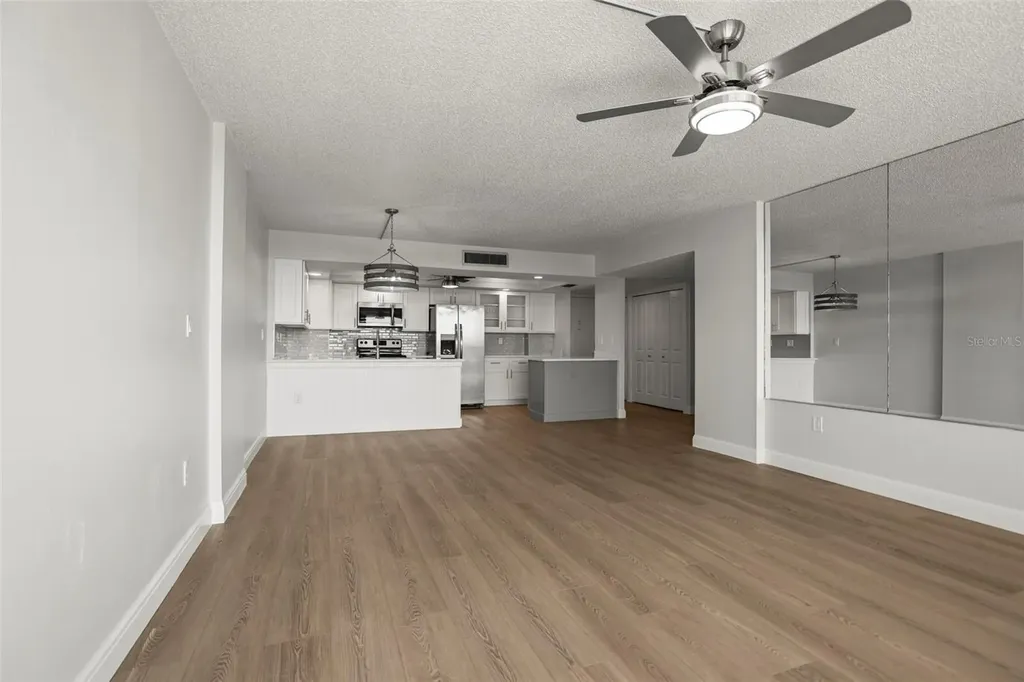 400 Island Way Clearwater Beach FL 33767