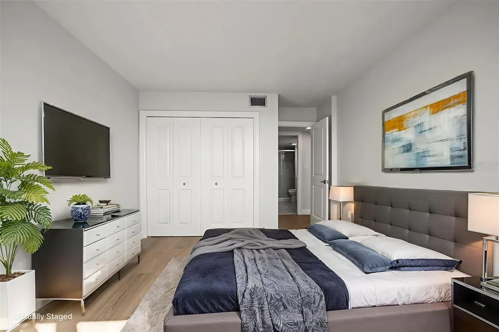 400 Island Way Clearwater Beach FL 33767