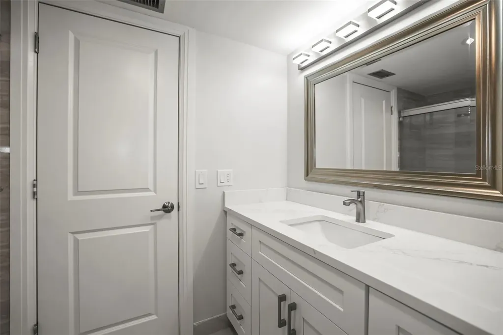 400 Island Way Clearwater Beach FL 33767