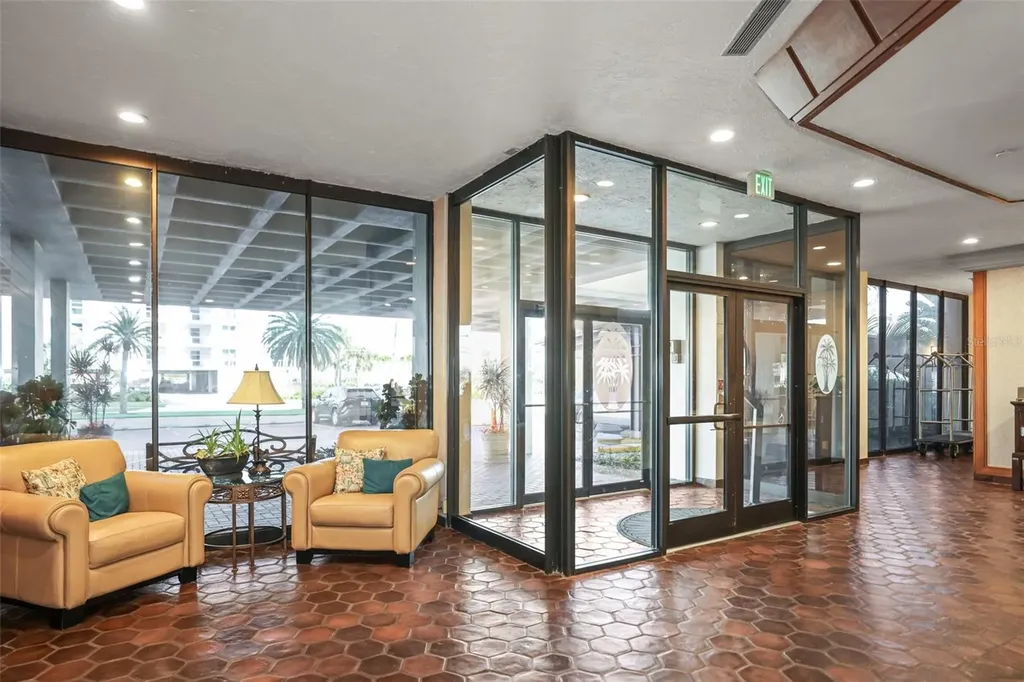 400 Island Way Clearwater Beach FL 33767