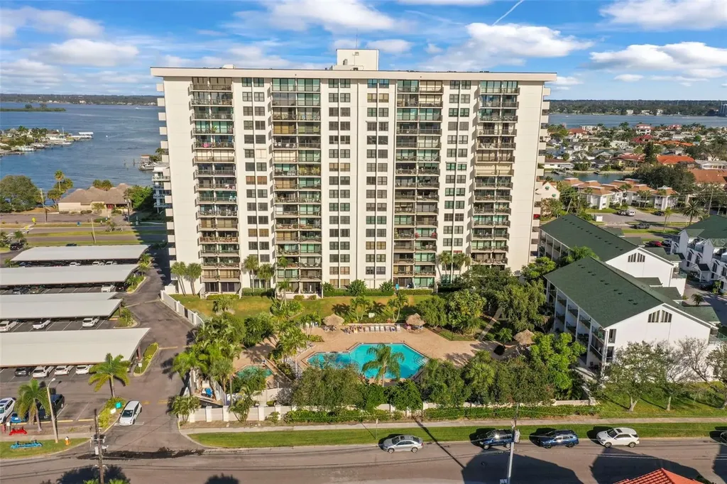 400 Island Way Clearwater Beach FL 33767