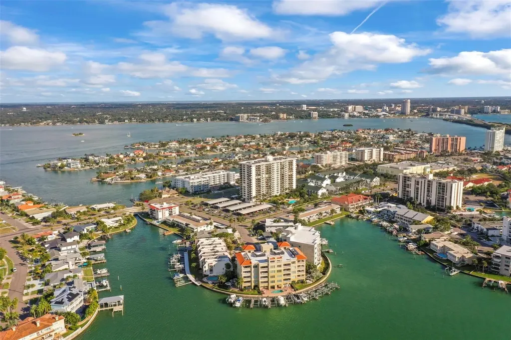 400 Island Way Clearwater Beach FL 33767