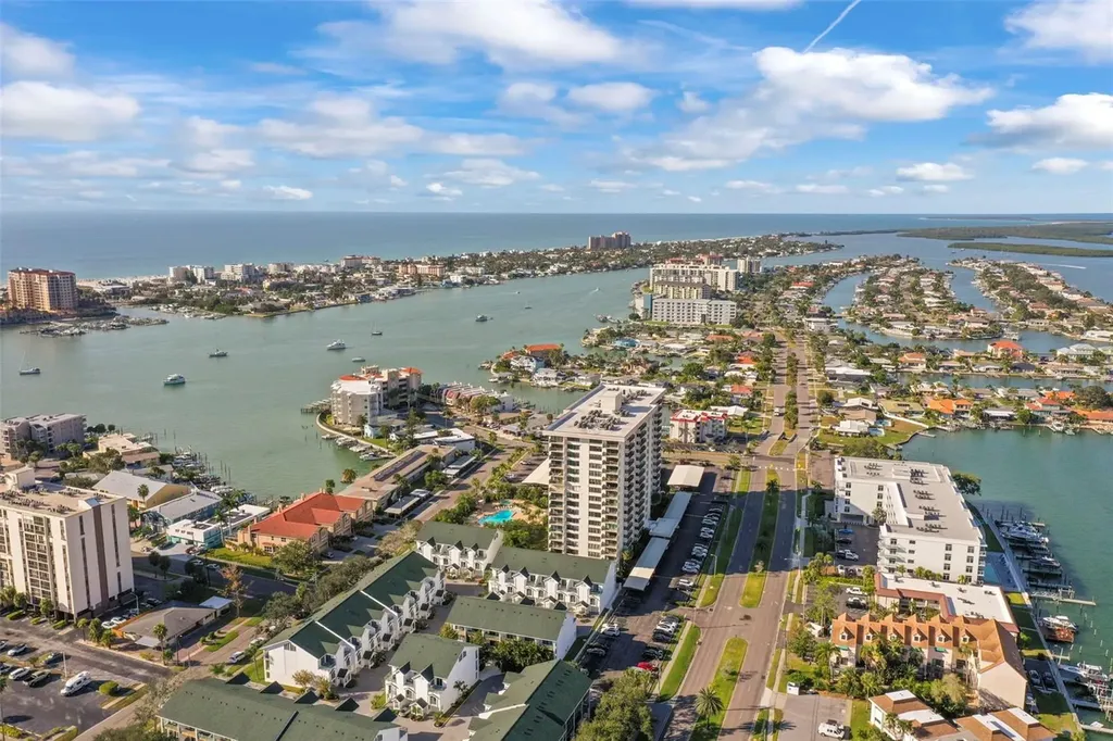 400 Island Way Clearwater Beach FL 33767