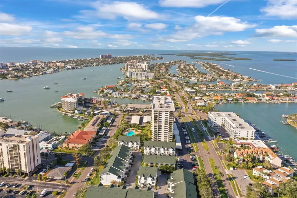 400 Island Way Clearwater Beach FL 33767