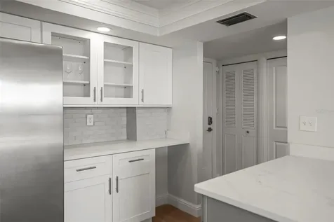 400 Island Way Clearwater Beach FL 33767